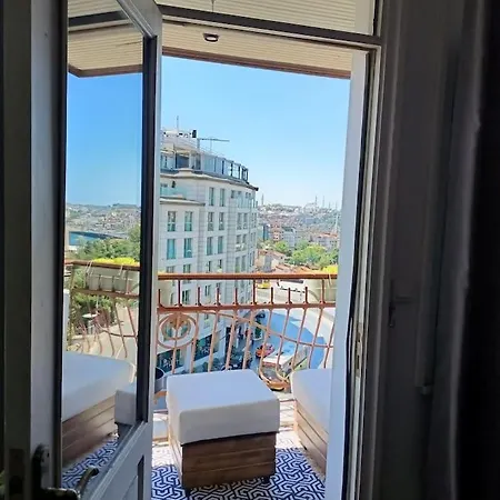 Διαμέρισμα Historical Flat With Amazing Golden Horn View